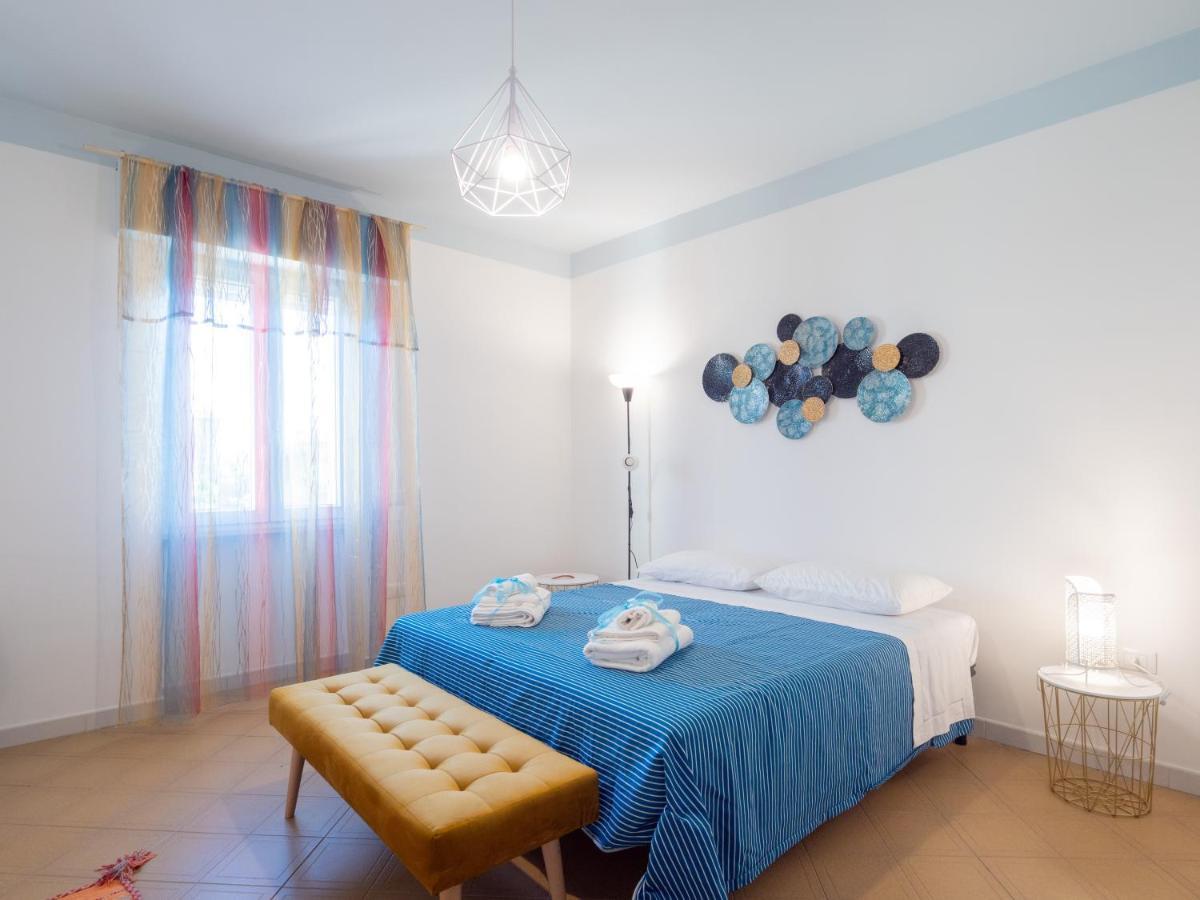 Salento 4 Stars - Blue & Yellow Squinzano Exterior foto